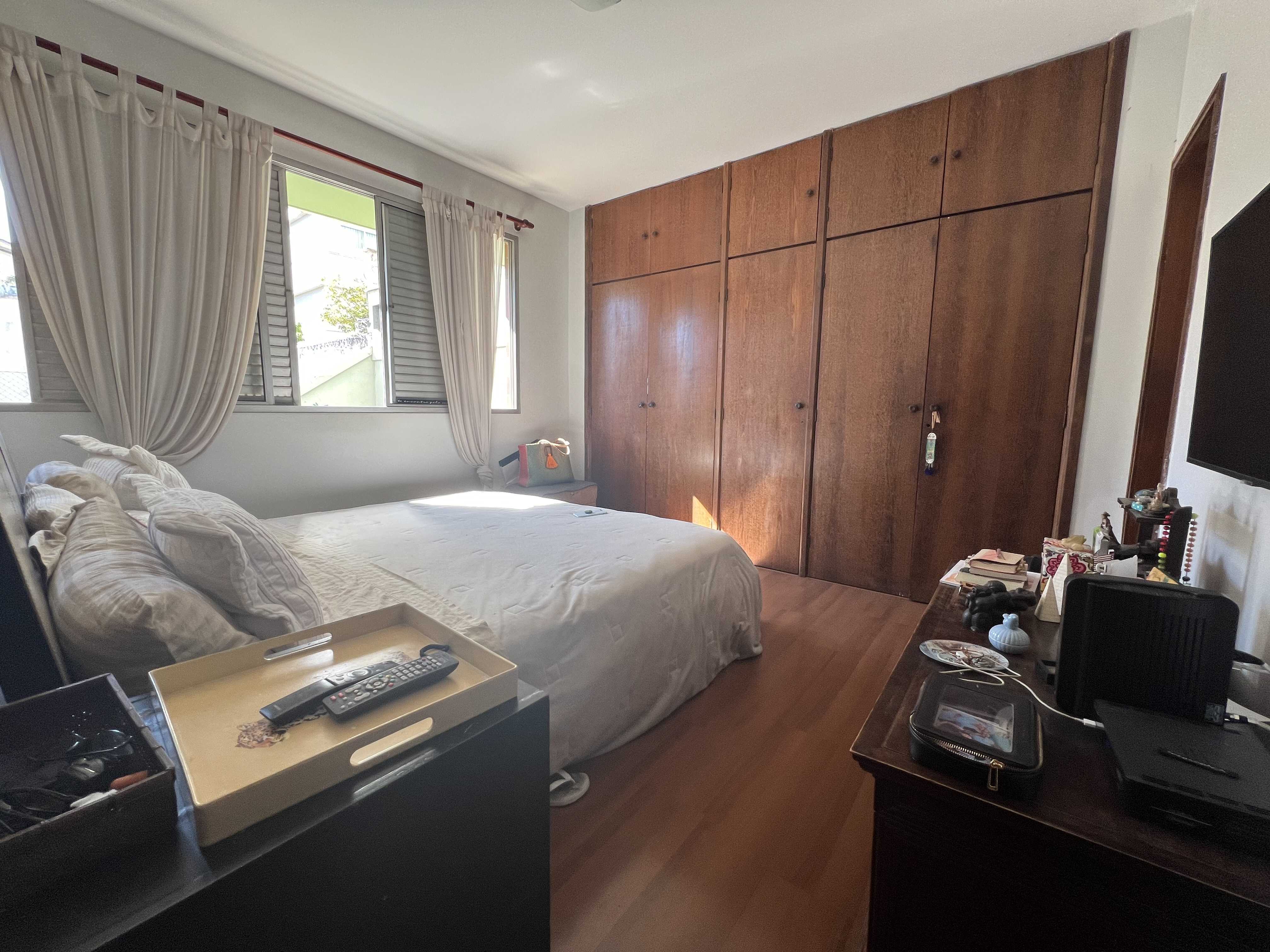 Apartamento à venda com 4 quartos, 203m² - Foto 10