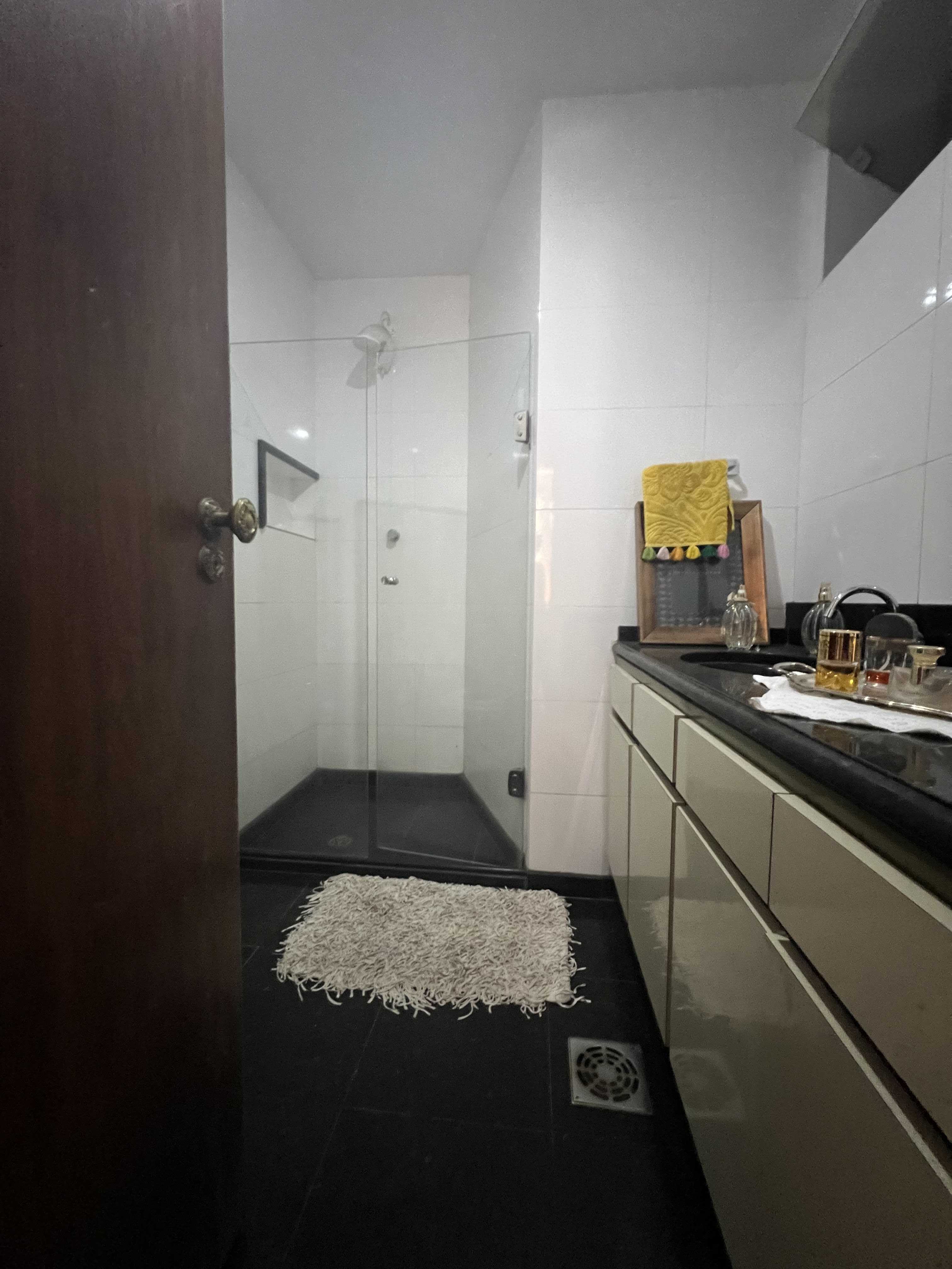 Apartamento à venda com 4 quartos, 203m² - Foto 16