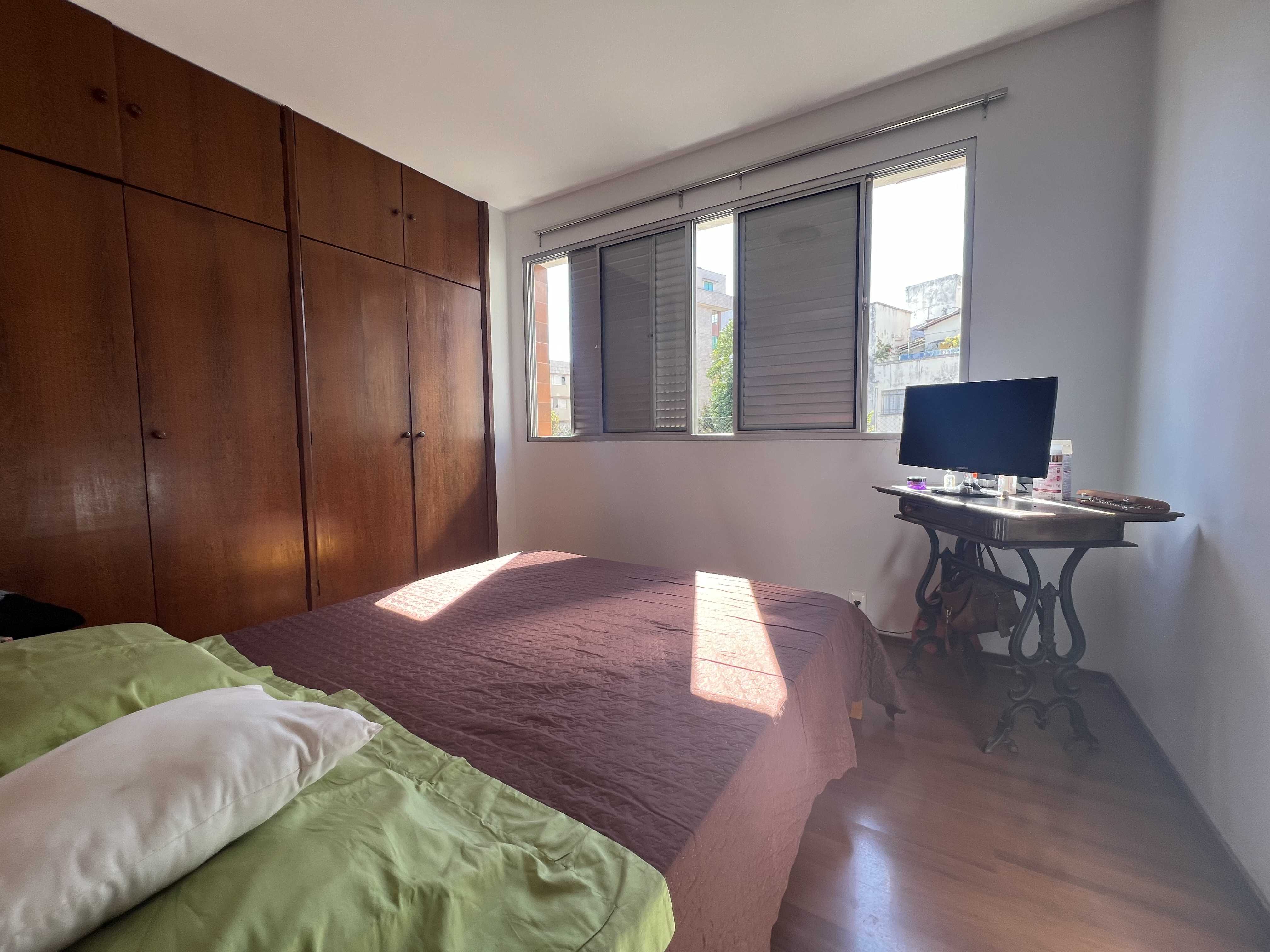 Apartamento à venda com 4 quartos, 203m² - Foto 12