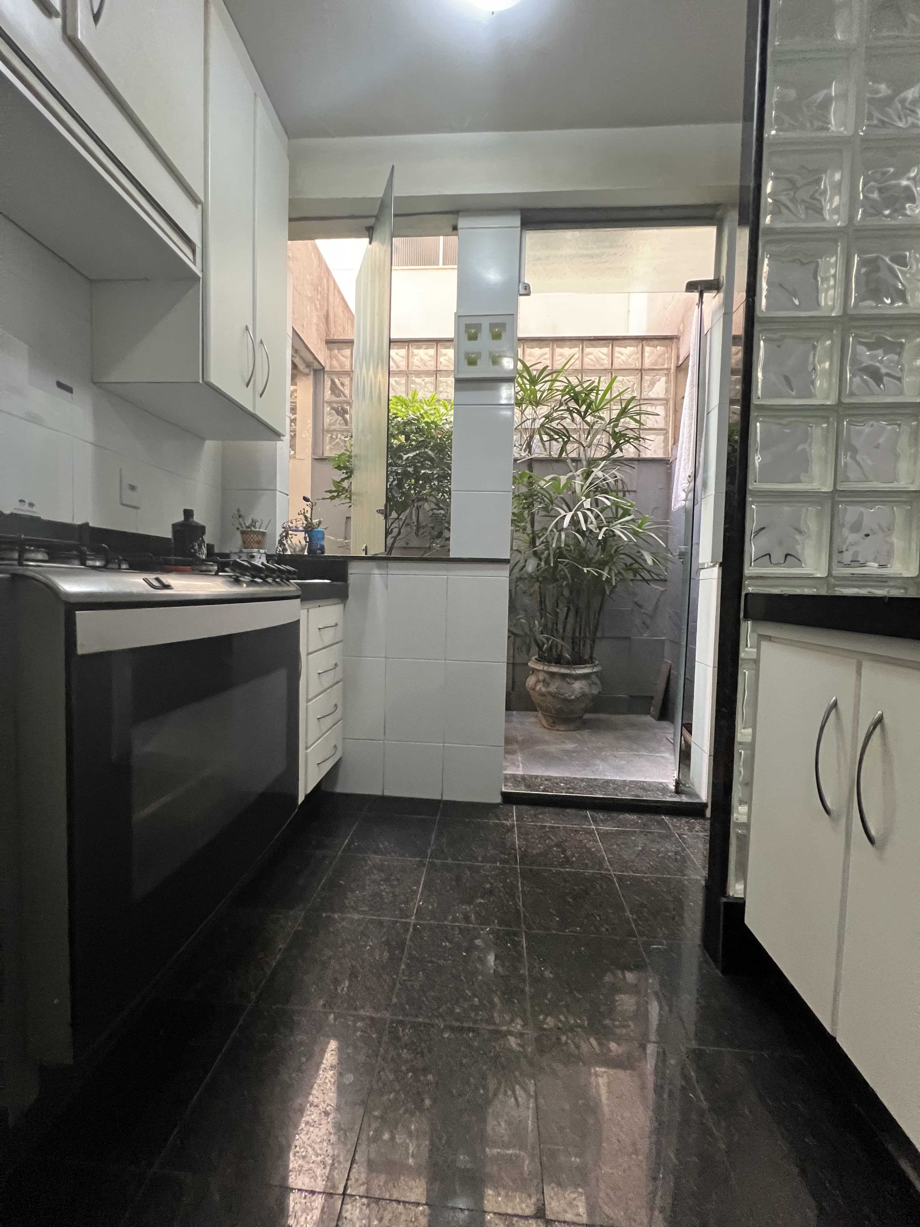 Apartamento à venda com 4 quartos, 203m² - Foto 20