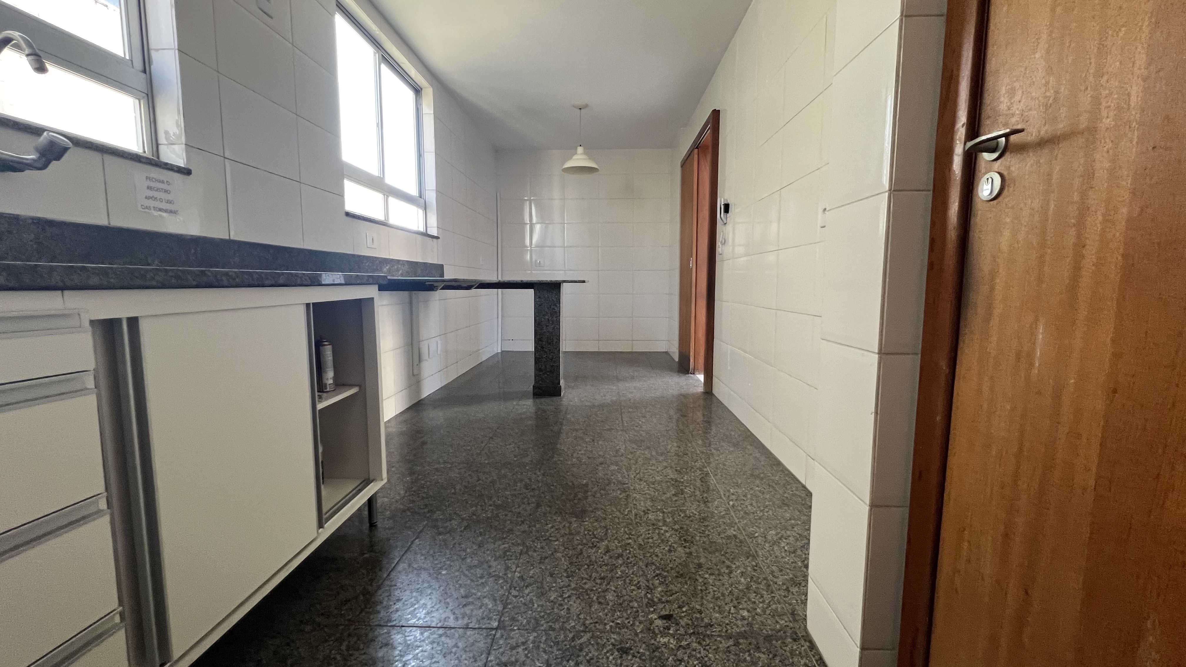 Cobertura à venda com 4 quartos, 247m² - Foto 14