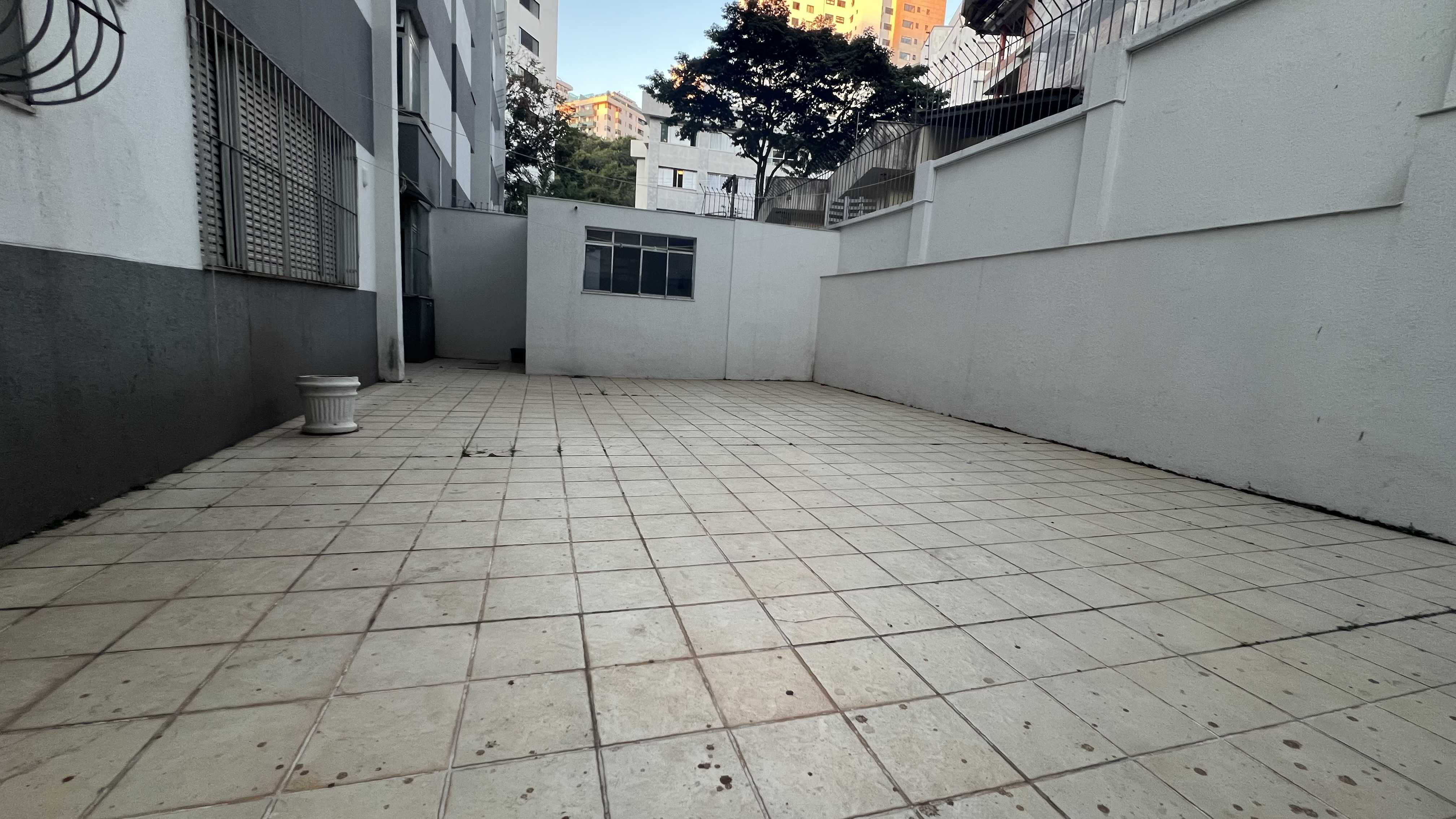 Apartamento à venda com 4 quartos, 350m² - Foto 5