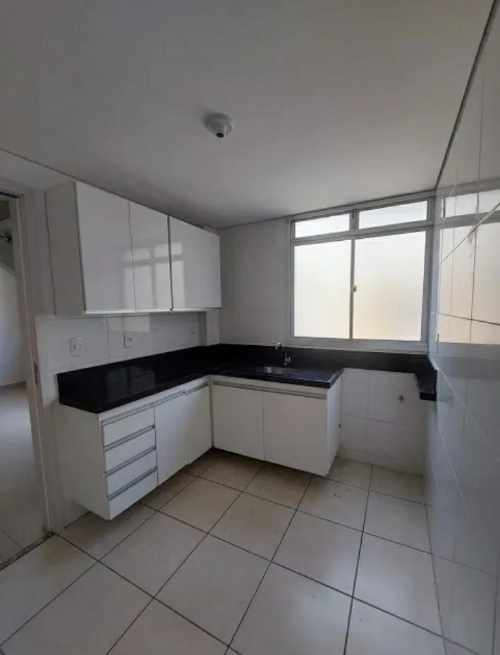 Apartamento para alugar com 2 quartos, 115m² - Foto 13