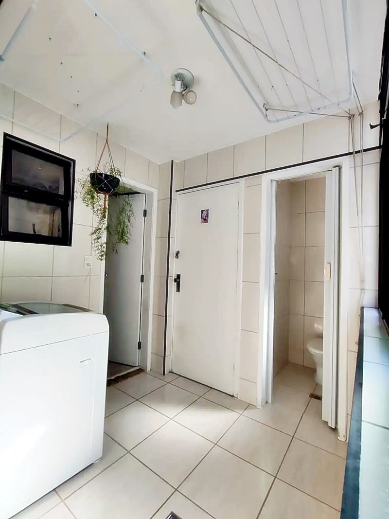 Apartamento à venda com 3 quartos, 100m² - Foto 11