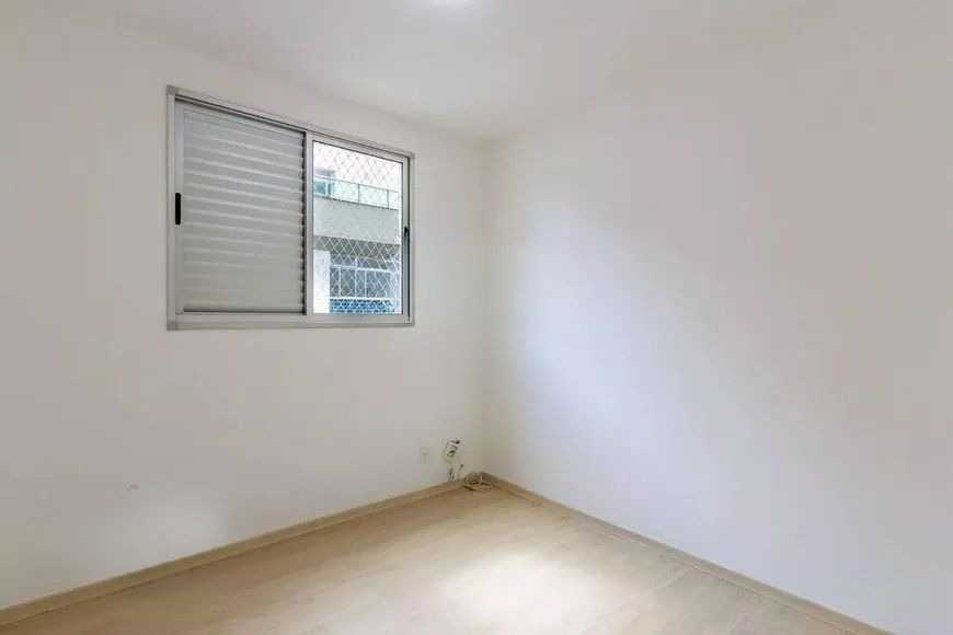 Apartamento à venda com 3 quartos, 87m² - Foto 12