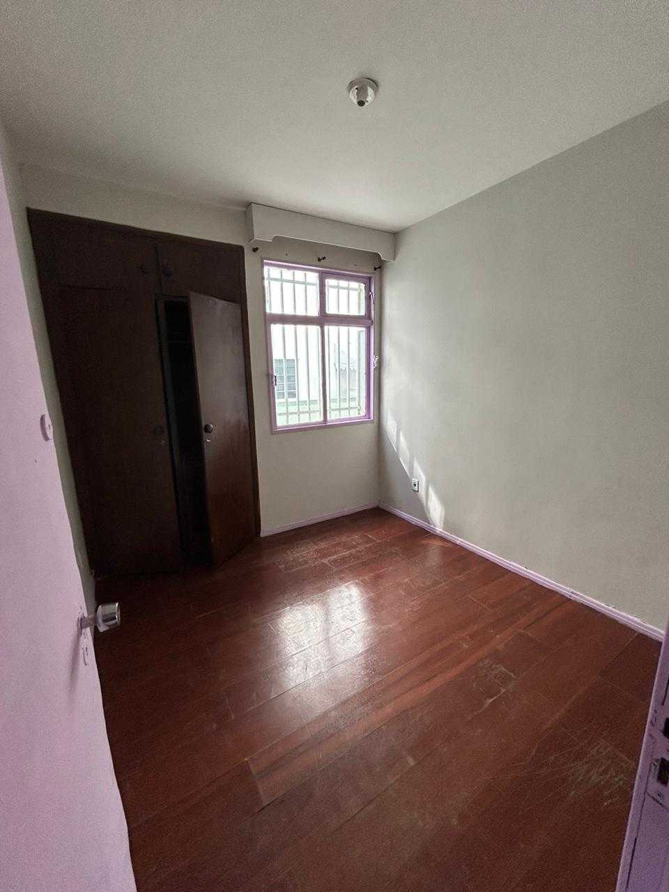 Apartamento à venda com 4 quartos, 85m² - Foto 7