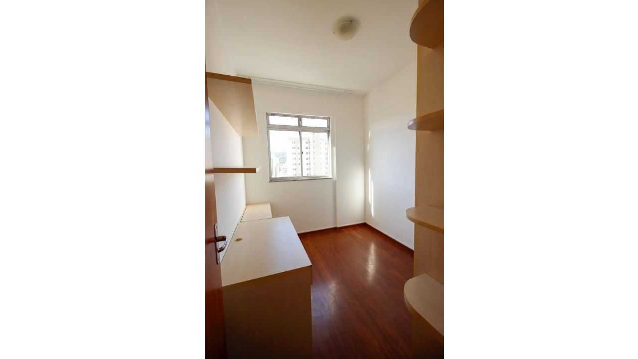 Apartamento à venda com 3 quartos, 75m² - Foto 12