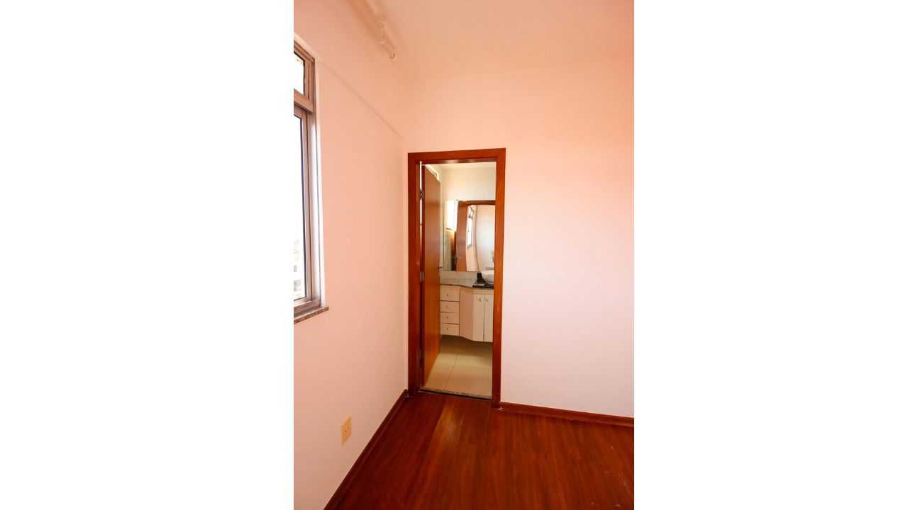 Apartamento à venda com 3 quartos, 75m² - Foto 21