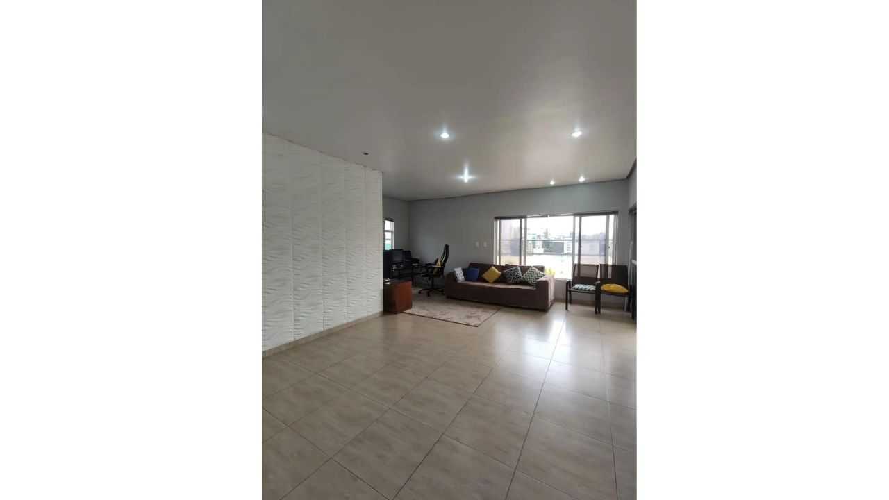 Cobertura à venda com 3 quartos, 200m² - Foto 6