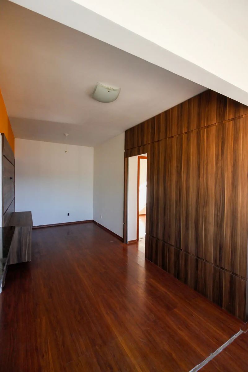 Apartamento à venda com 3 quartos, 75m² - Foto 10