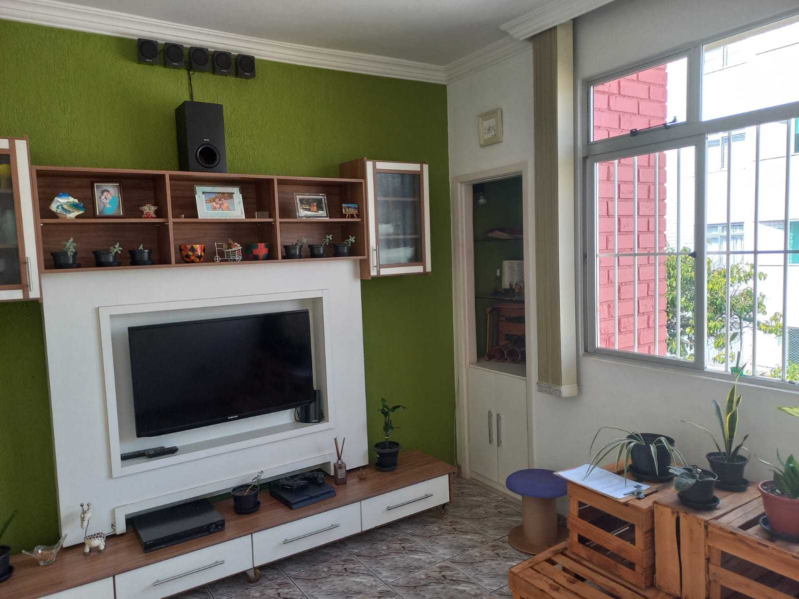 Apartamento à venda com 2 quartos, 86m² - Foto 2