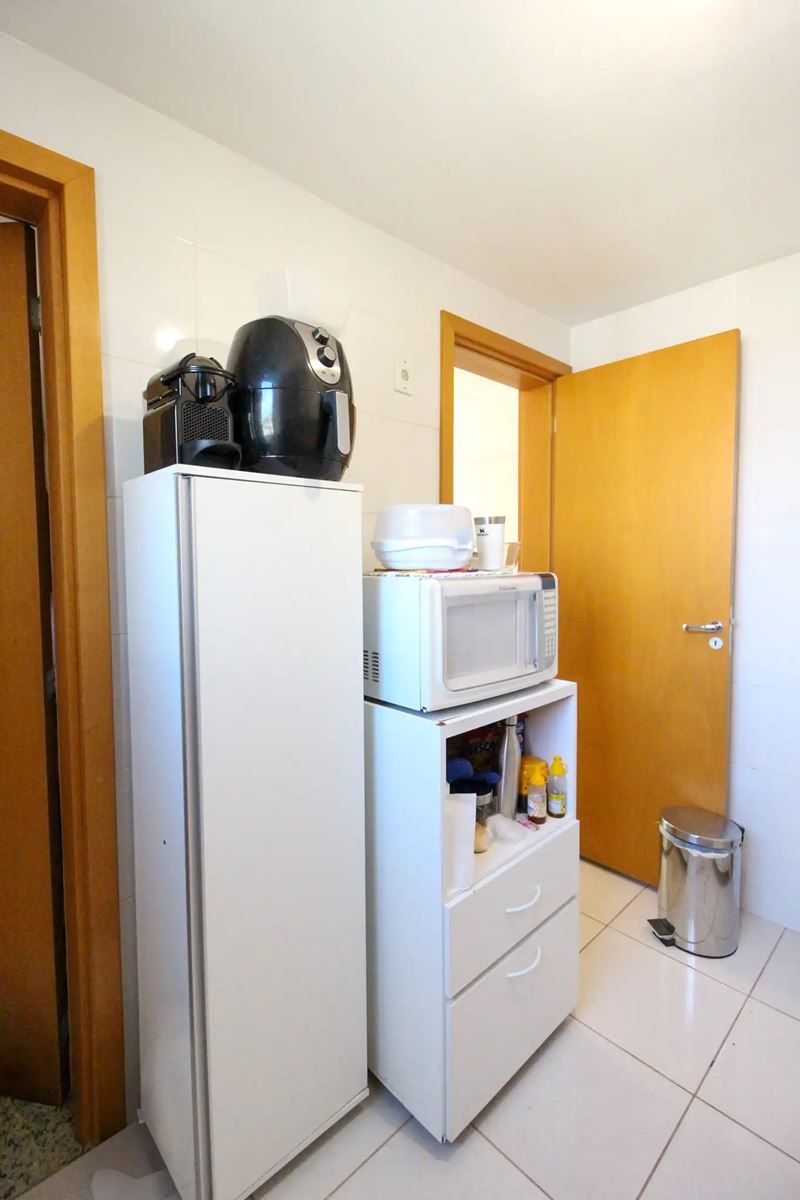 Apartamento à venda com 3 quartos, 87m² - Foto 13