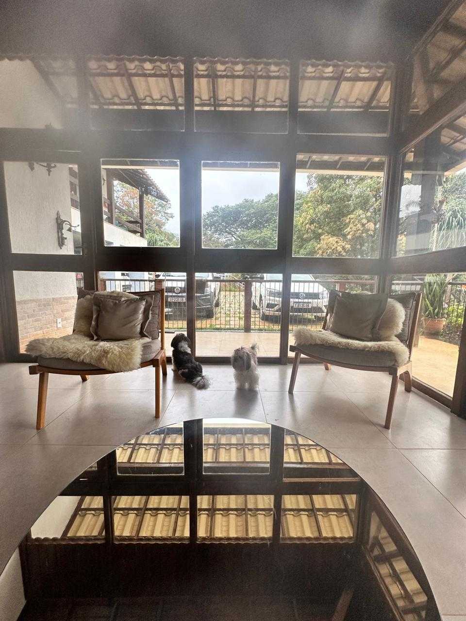 Chácara à venda com 5 quartos, 540m² - Foto 9