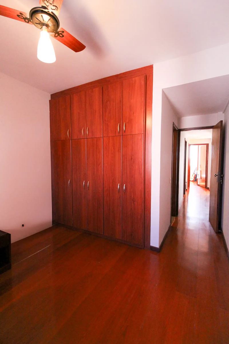 Cobertura à venda com 3 quartos, 220m² - Foto 10