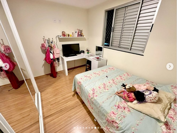 Apartamento à venda com 2 quartos, 71m² - Foto 1