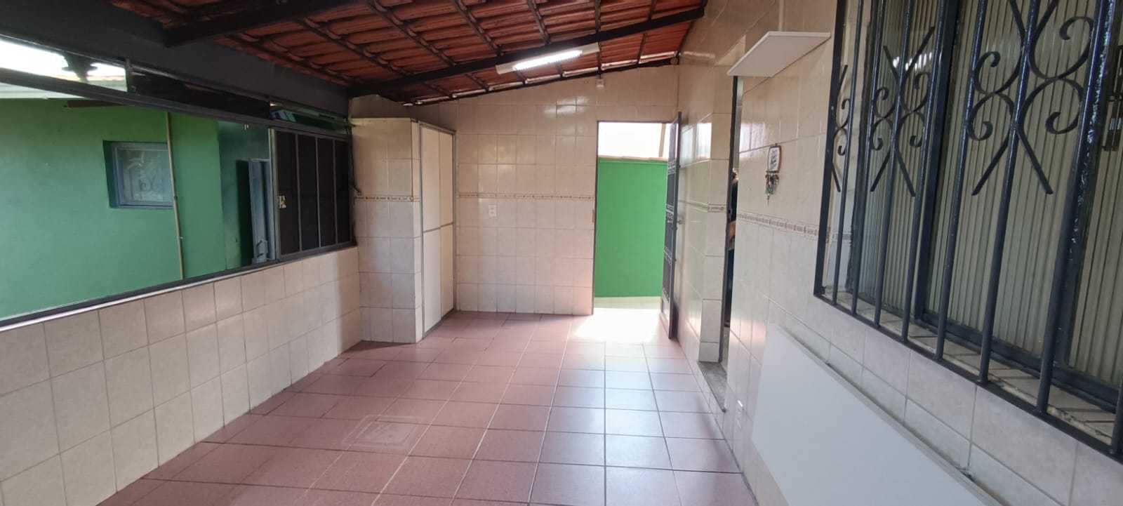 Casa à venda com 3 quartos, 254m² - Foto 18