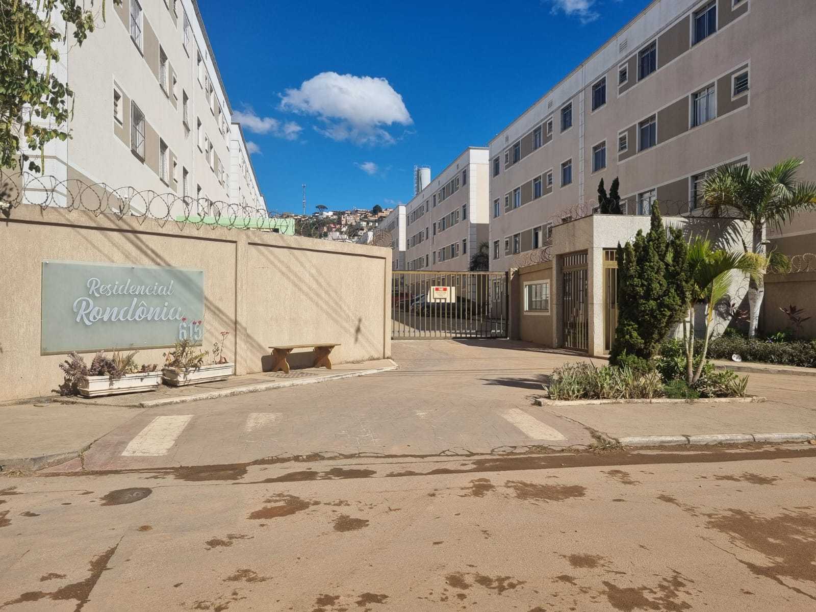 Apartamento à venda com 2 quartos, 45m² - Foto 1