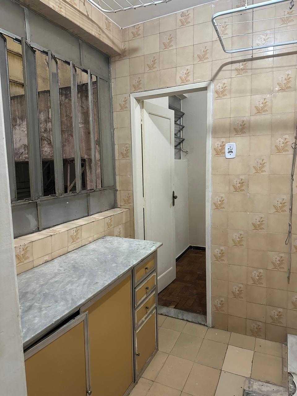 Apartamento para alugar com 3 quartos, 105m² - Foto 16