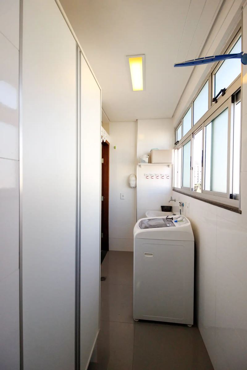 Apartamento à venda com 3 quartos, 131m² - Foto 15