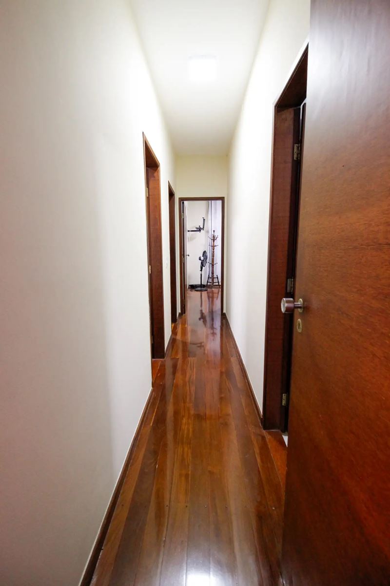 Apartamento à venda com 3 quartos, 131m² - Foto 9