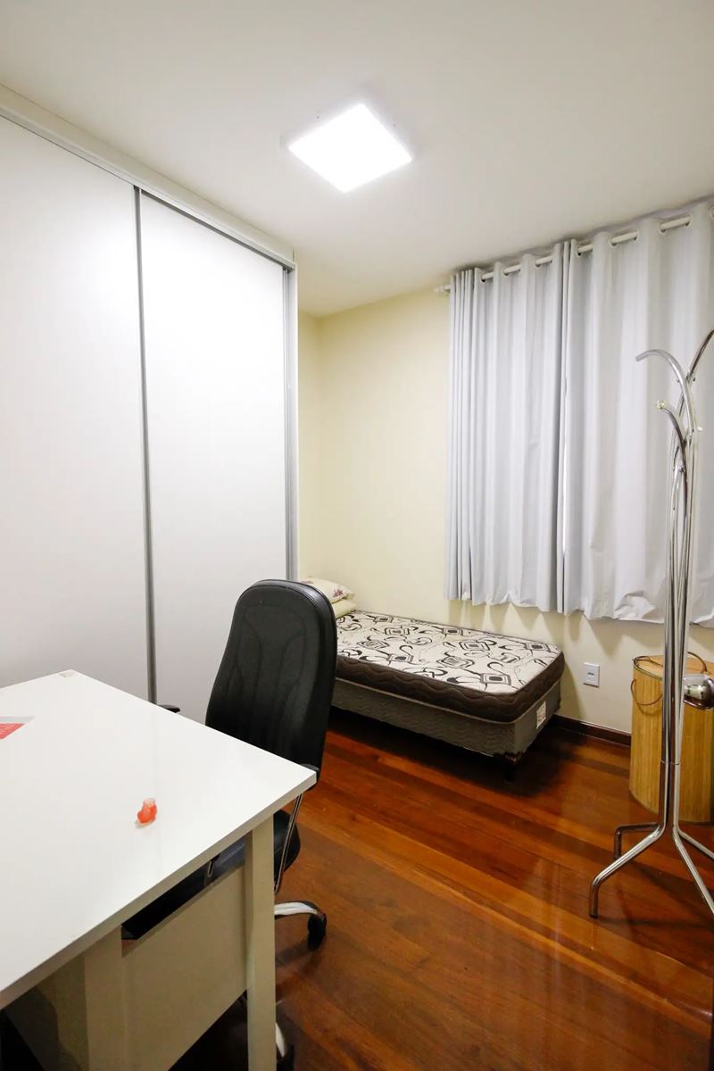 Apartamento à venda com 3 quartos, 131m² - Foto 5