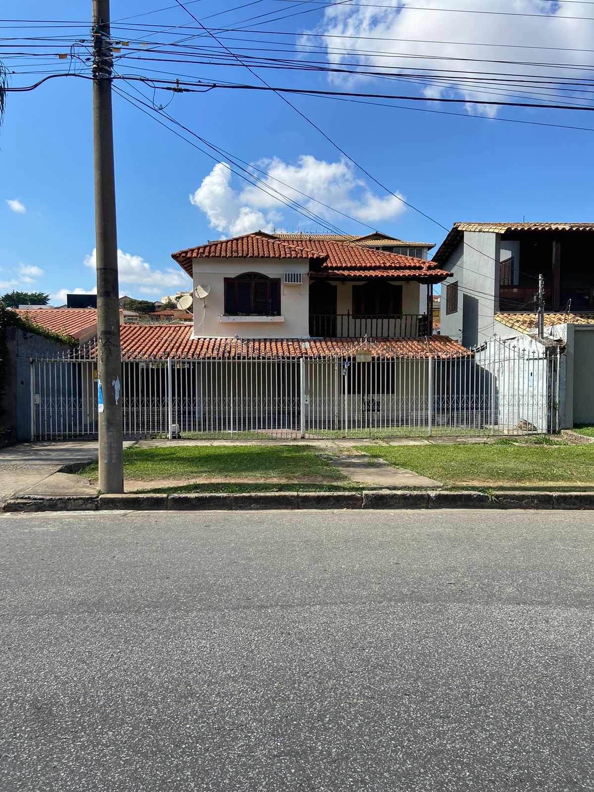 Casa à venda com 3 quartos, 420m² - Foto 3