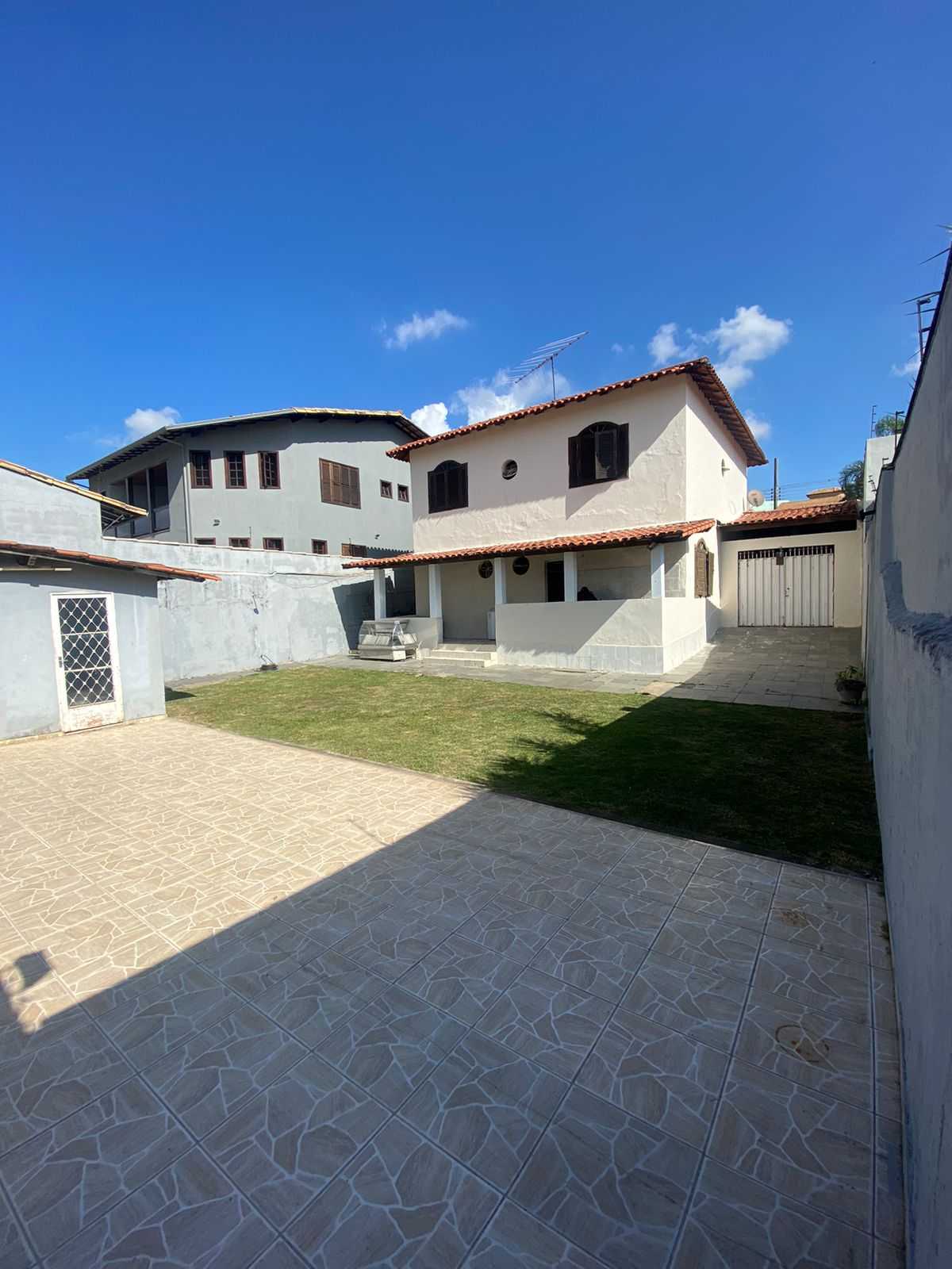 Casa à venda com 3 quartos, 420m² - Foto 21