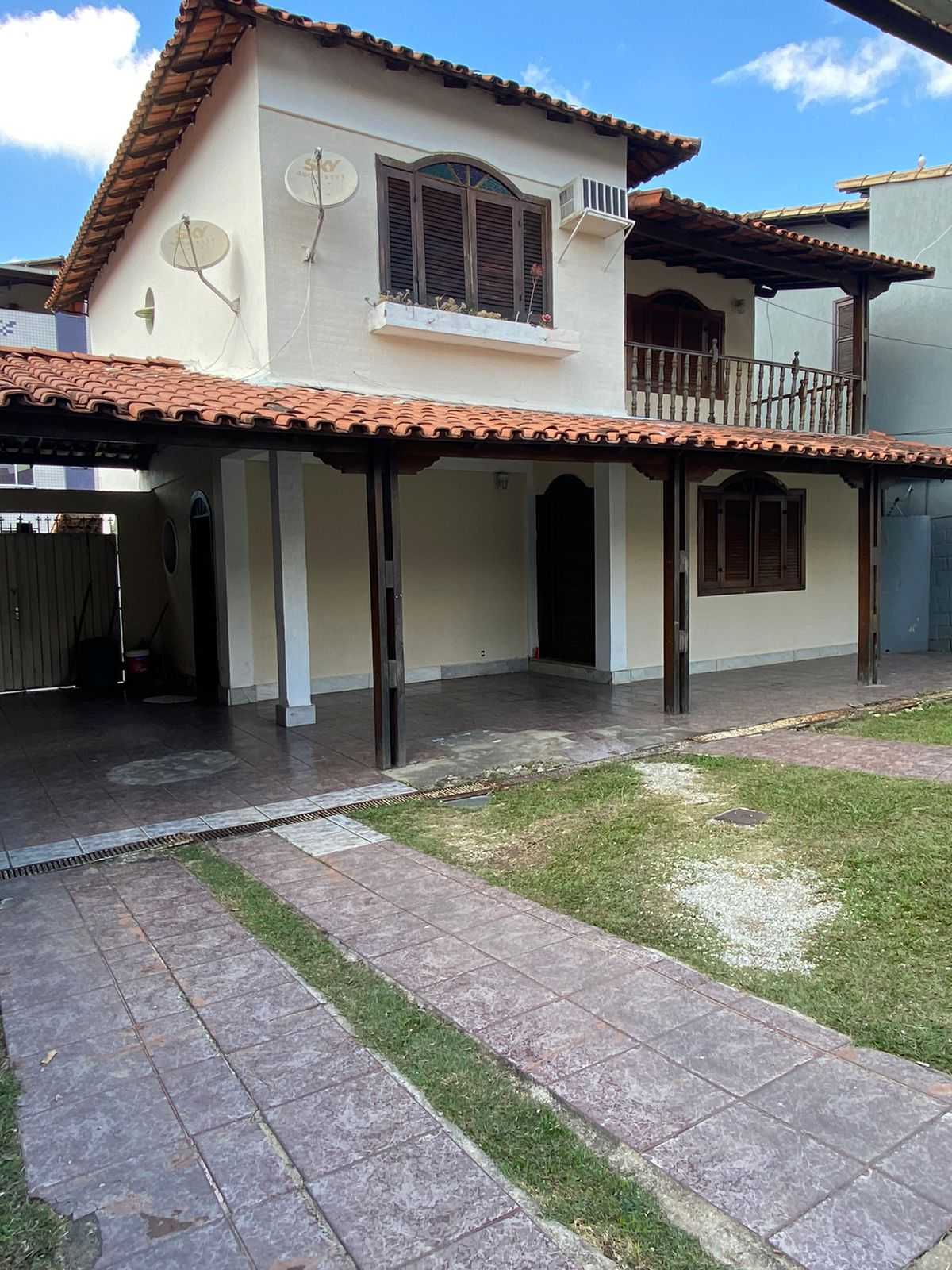 Casa à venda com 3 quartos, 420m² - Foto 1