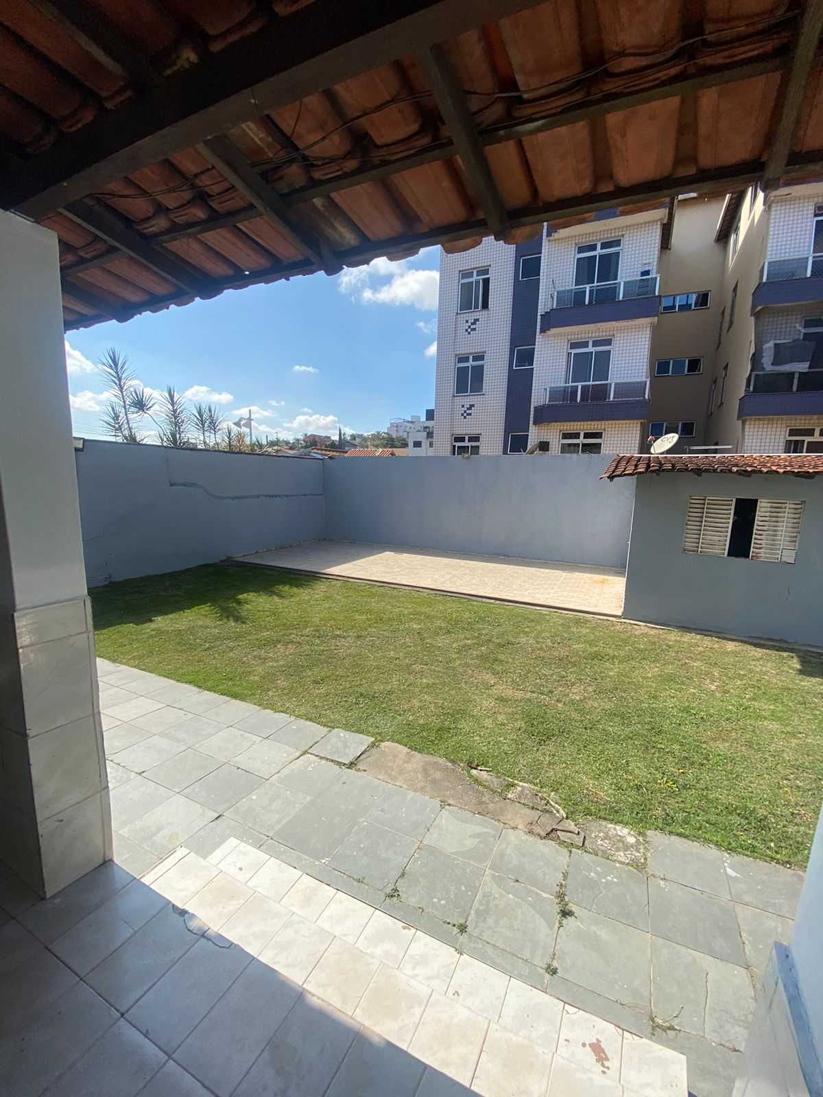 Casa à venda com 3 quartos, 420m² - Foto 8