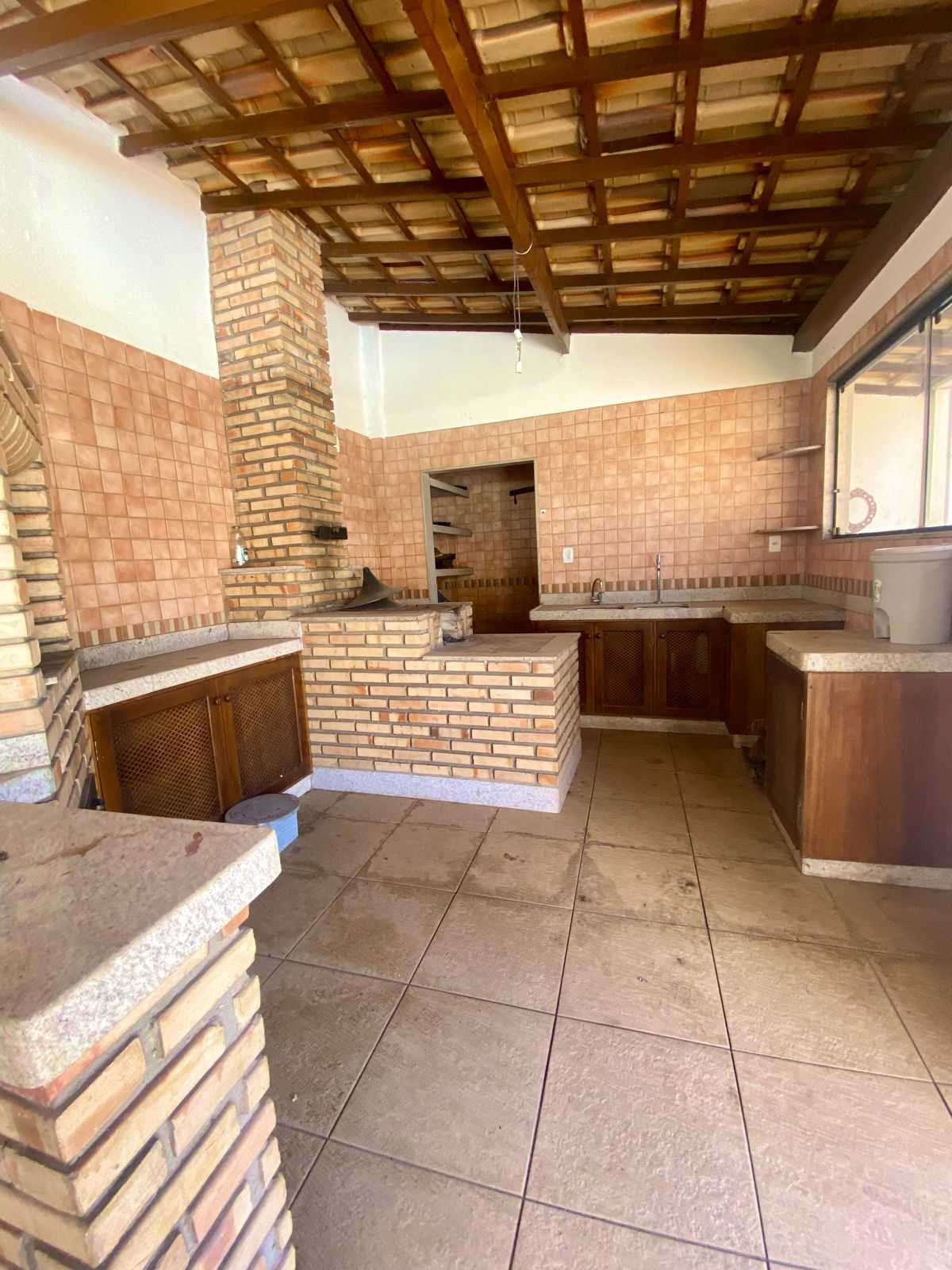 Casa para alugar com 3 quartos, 386m² - Foto 23