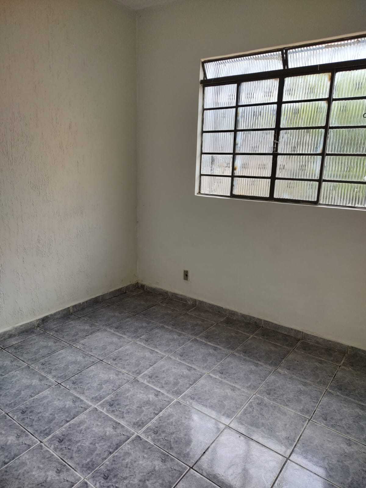 Casa à venda com 3 quartos, 360m² - Foto 3