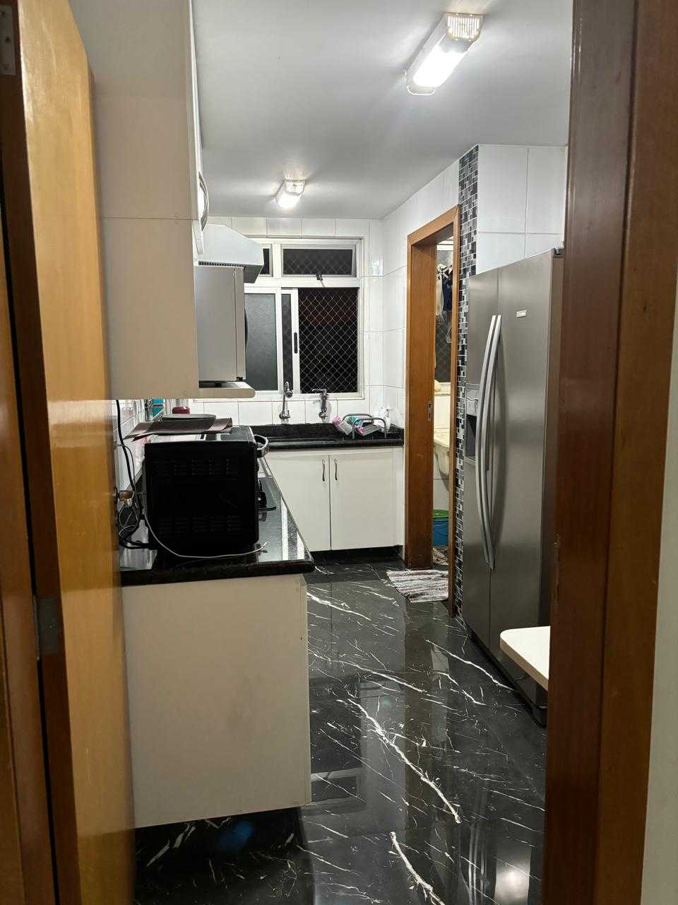 Cobertura para alugar com 4 quartos, 280m² - Foto 17