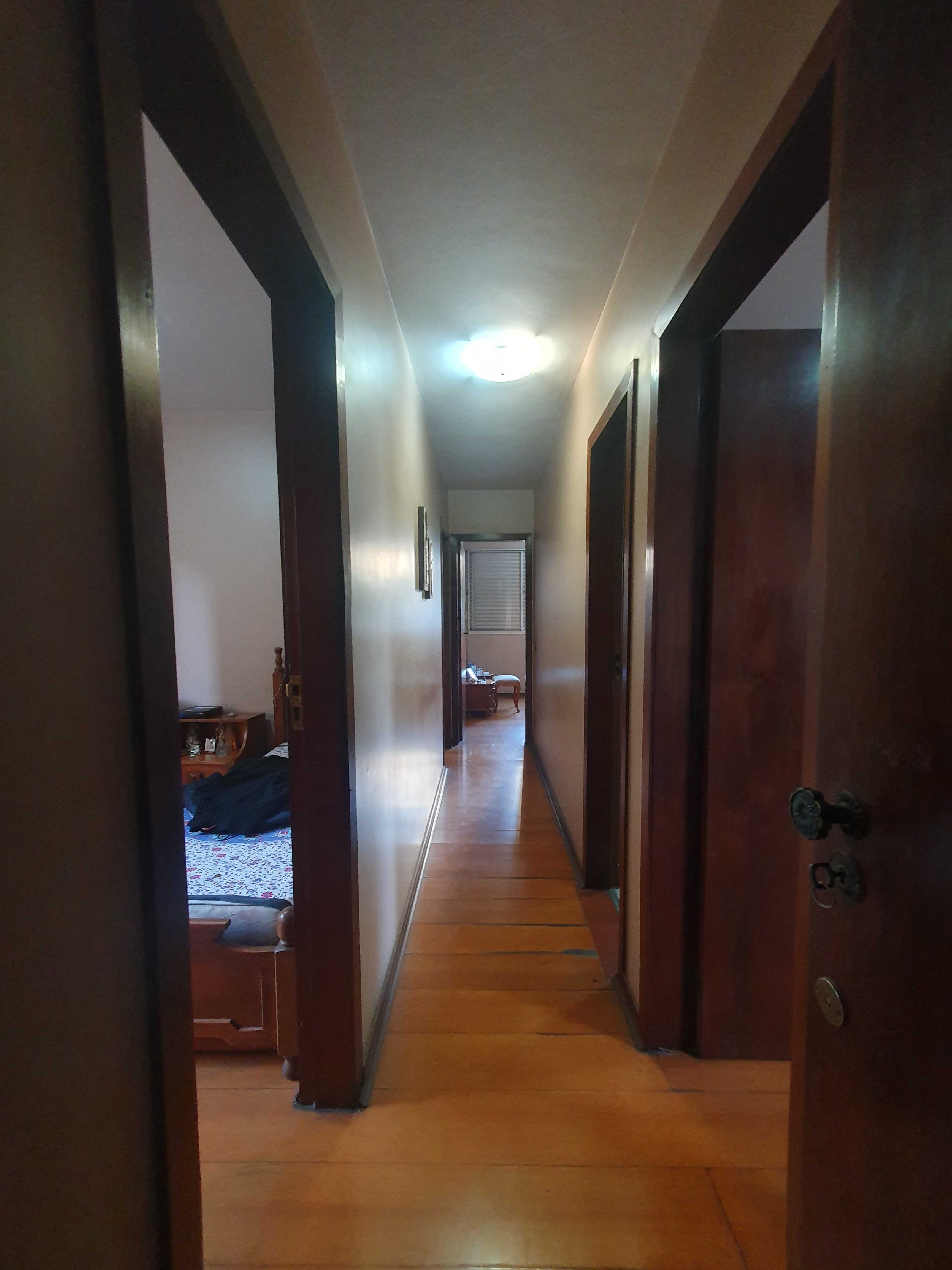 Apartamento à venda com 4 quartos, 140m² - Foto 7