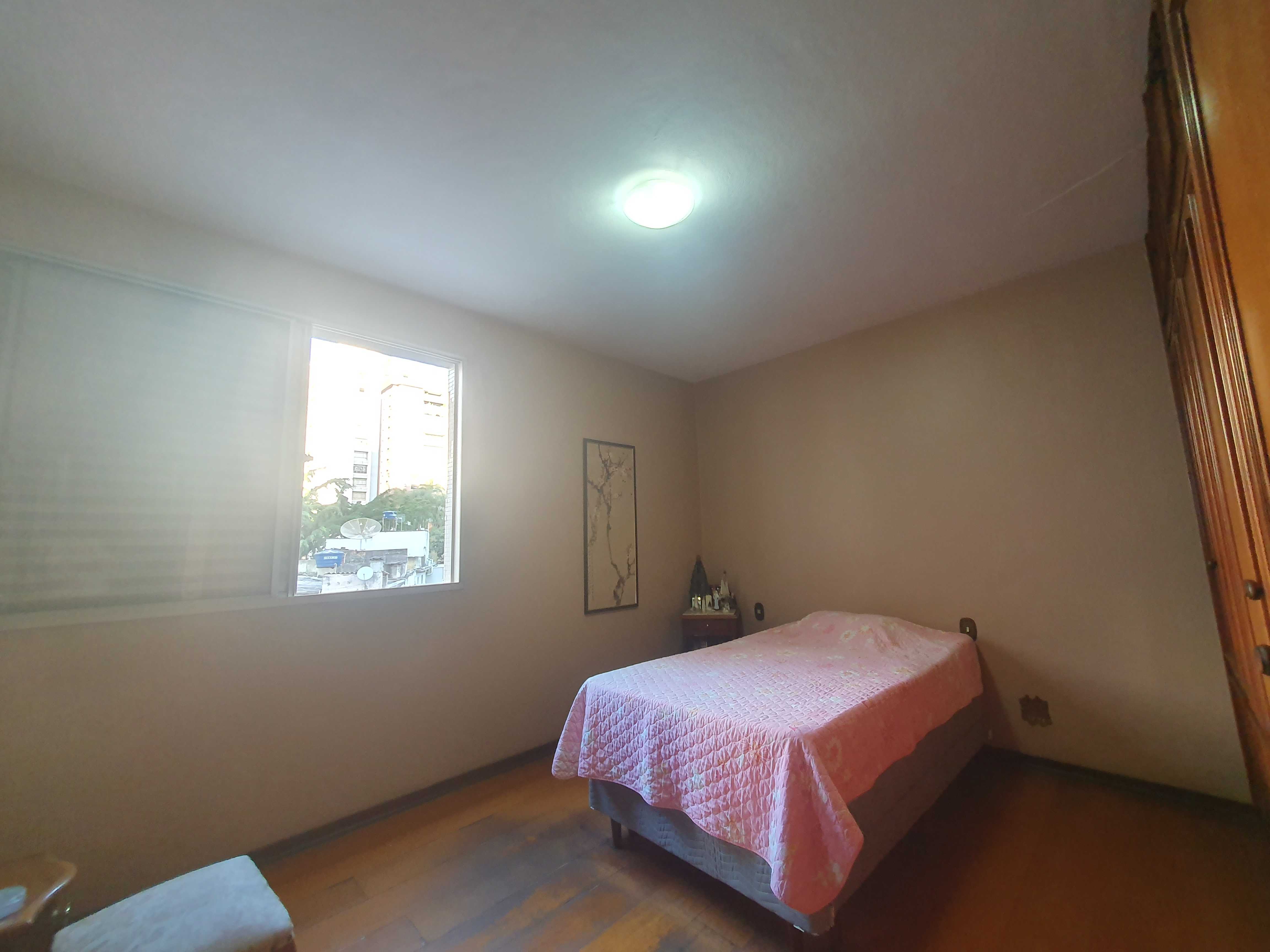 Apartamento à venda com 4 quartos, 140m² - Foto 11