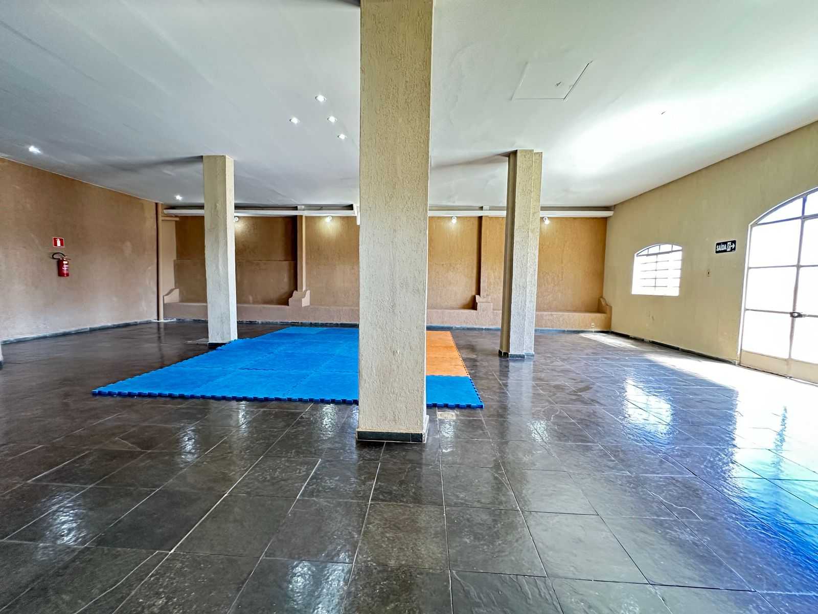 Apartamento à venda com 3 quartos, 100m² - Foto 4