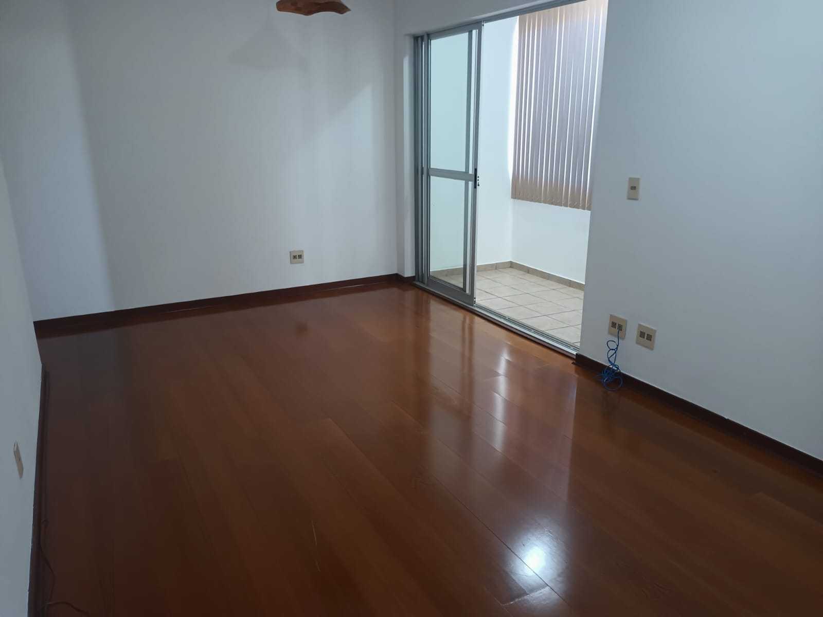 Apartamento à venda com 3 quartos, 78m² - Foto 3