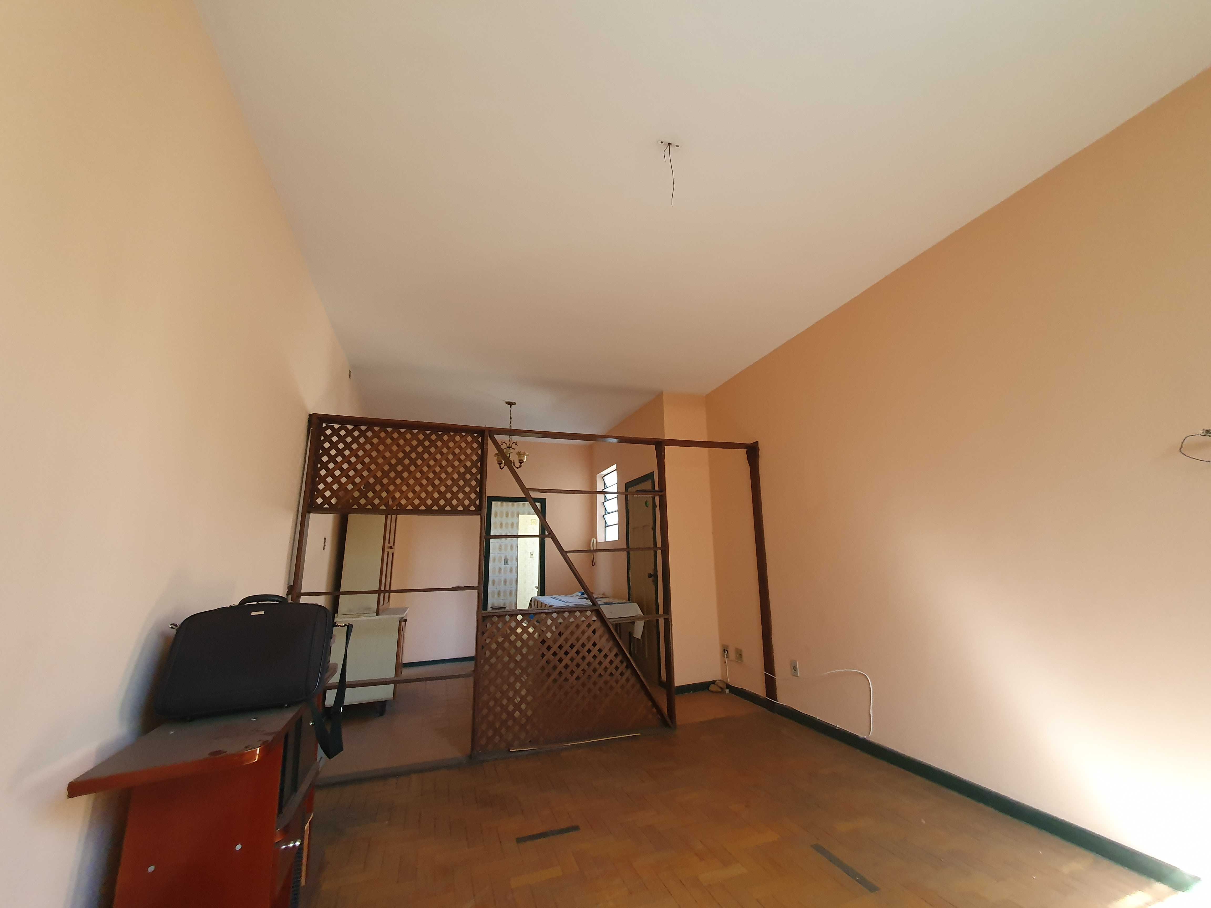 Apartamento à venda com 3 quartos, 101m² - Foto 1