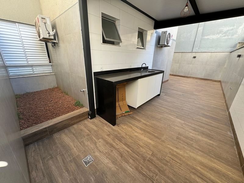 Apartamento à venda com 3 quartos, 156m² - Foto 5