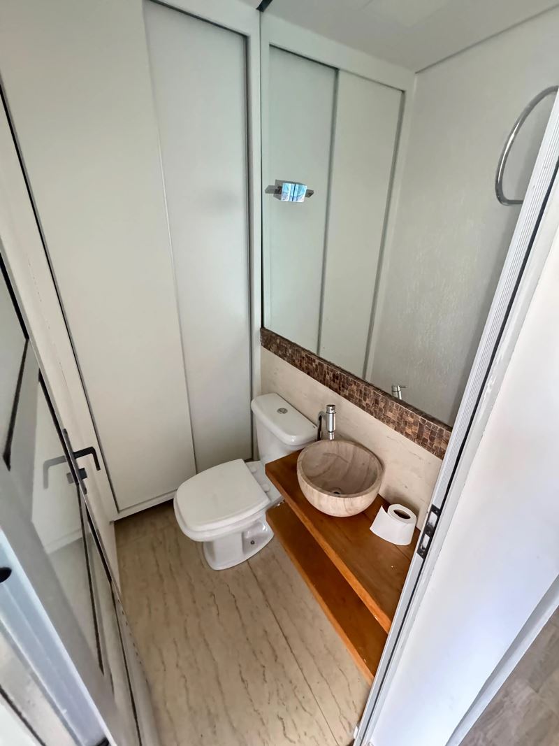 Apartamento à venda com 3 quartos, 156m² - Foto 3