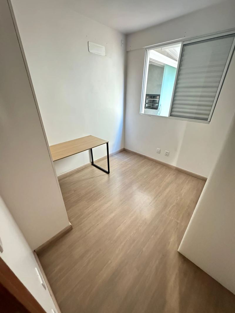 Apartamento à venda com 3 quartos, 156m² - Foto 10