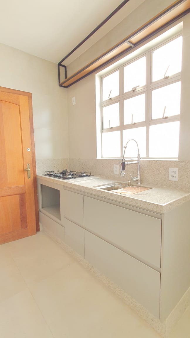 Apartamento para alugar com 3 quartos, 95m² - Foto 9