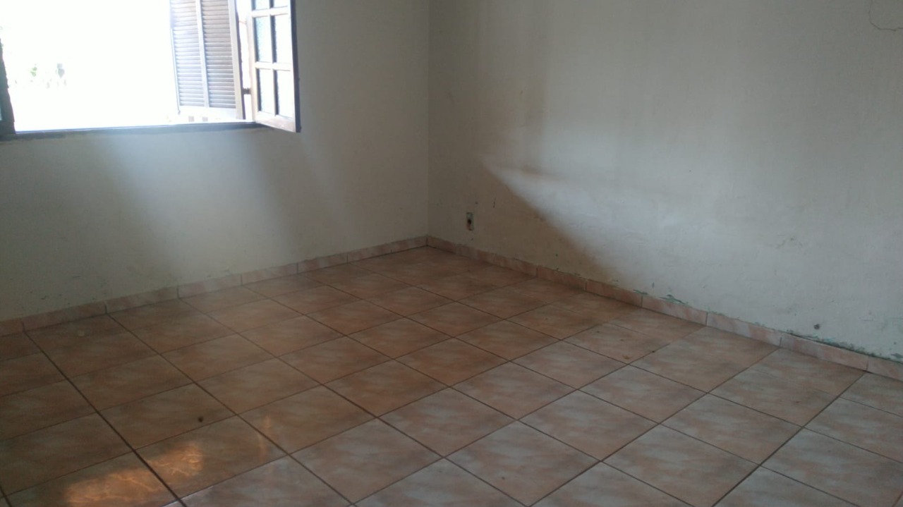 Casa à venda com 3 quartos, 360m² - Foto 5