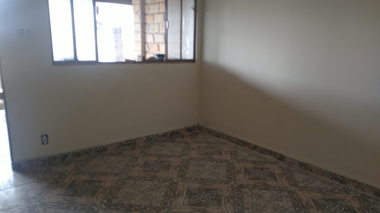 Casa à venda com 3 quartos, 400m² - Foto 3