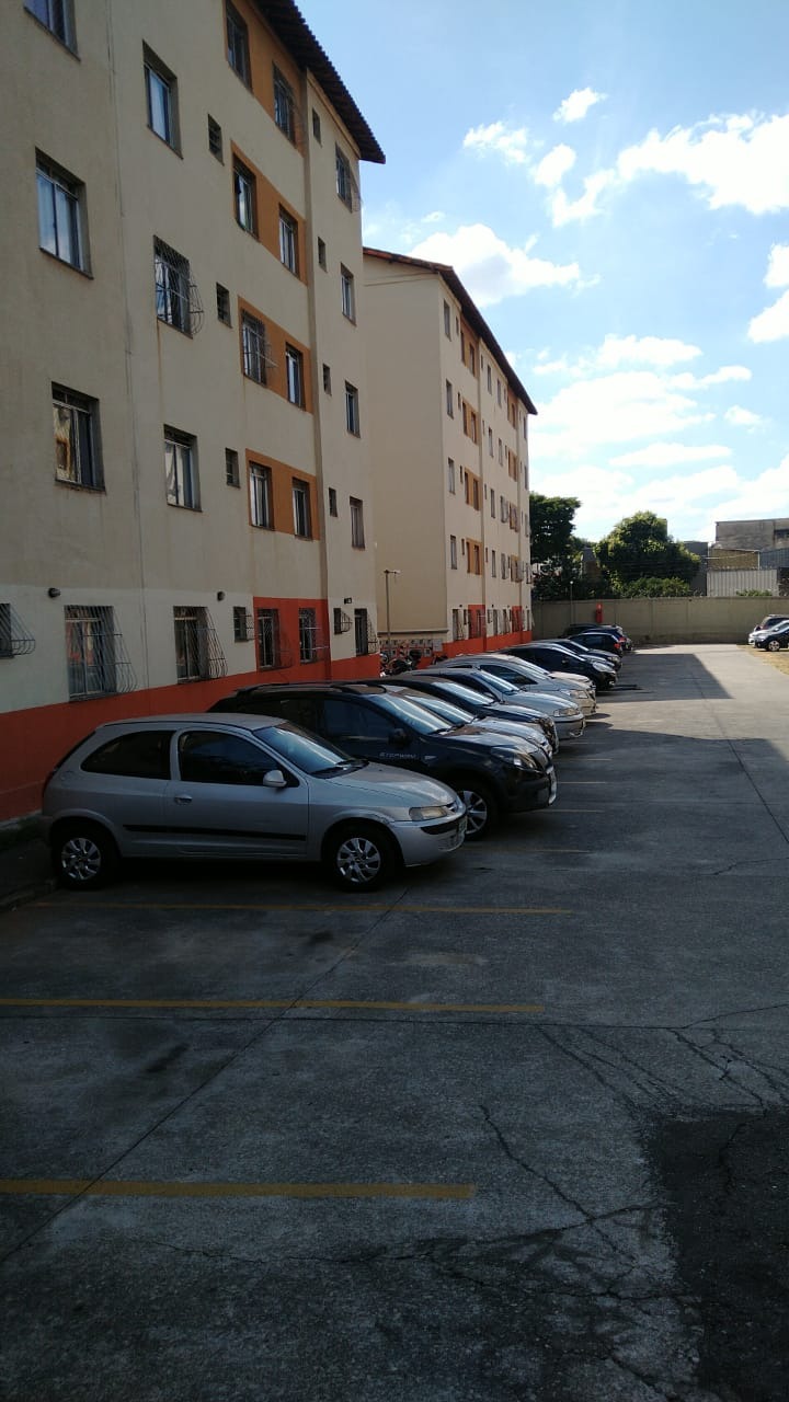 Apartamento à venda com 2 quartos, 45m² - Foto 2