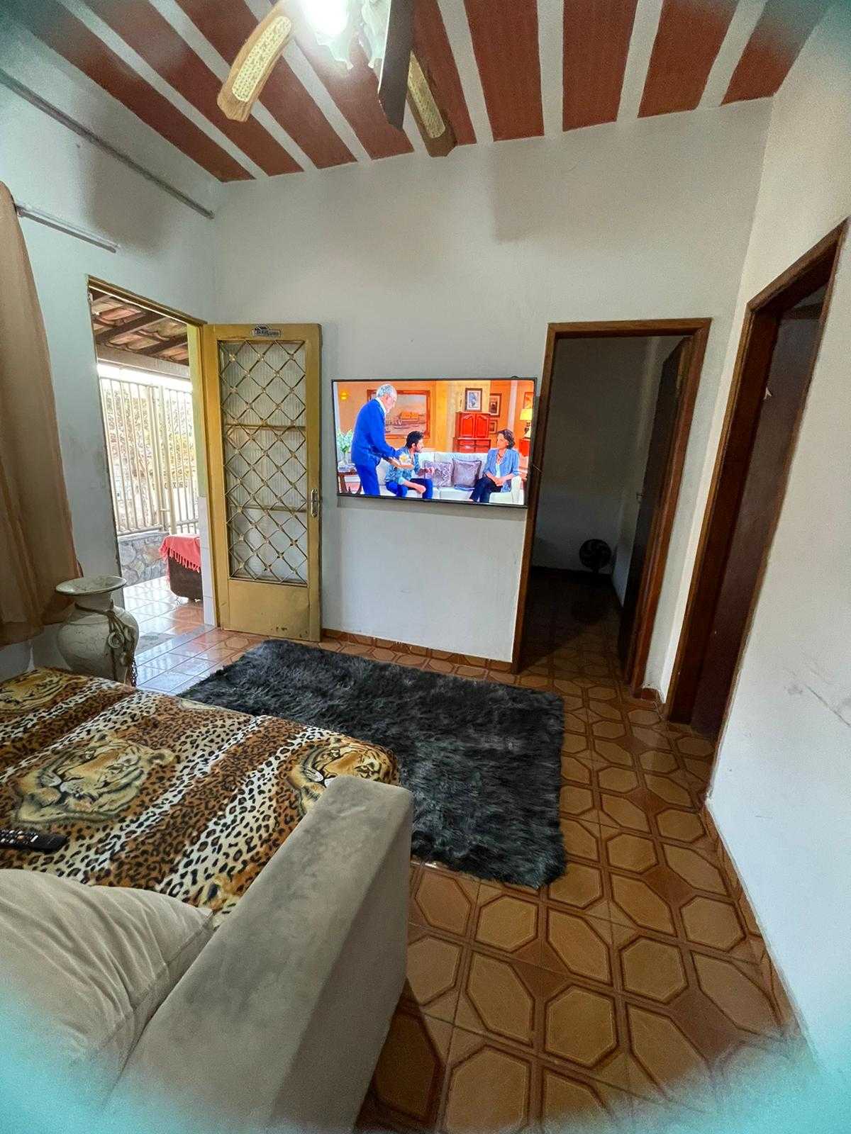 Casa à venda com 3 quartos, 85m² - Foto 4