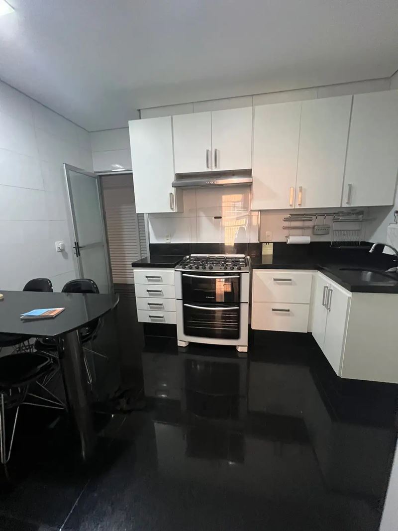 Apartamento à venda com 3 quartos, 127m² - Foto 12