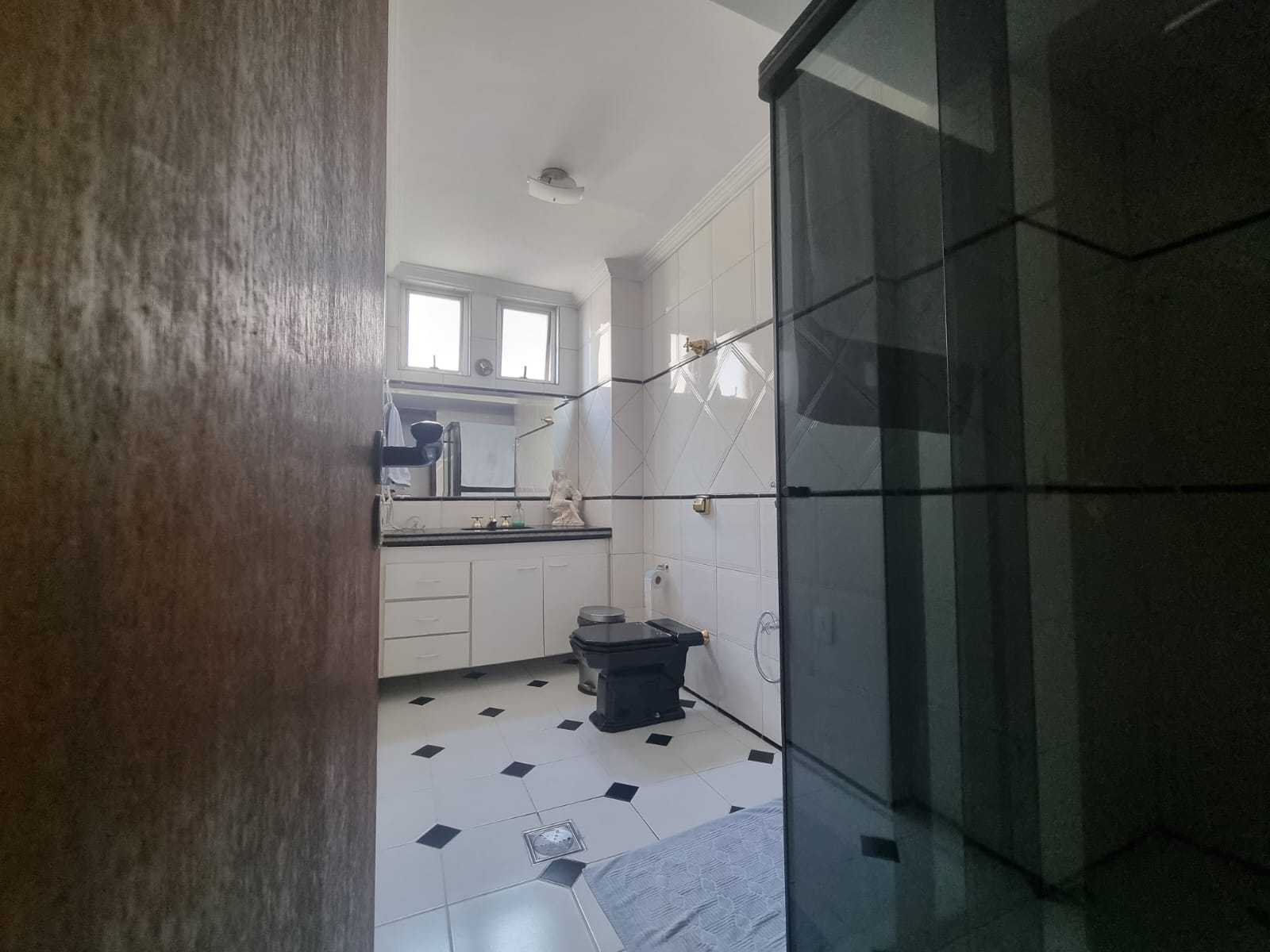 Apartamento à venda com 3 quartos, 110m² - Foto 8