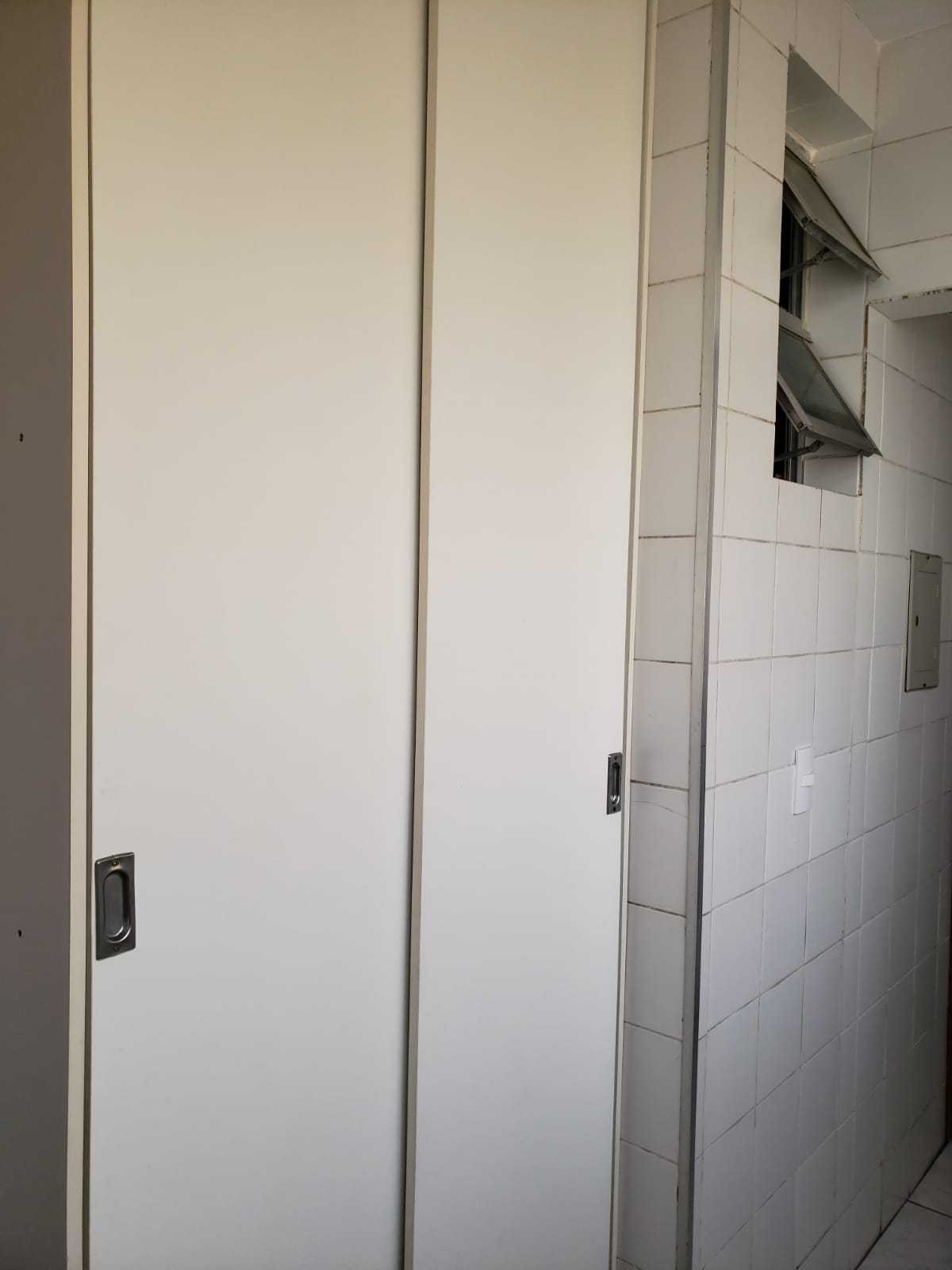 Apartamento à venda com 3 quartos, 89m² - Foto 2