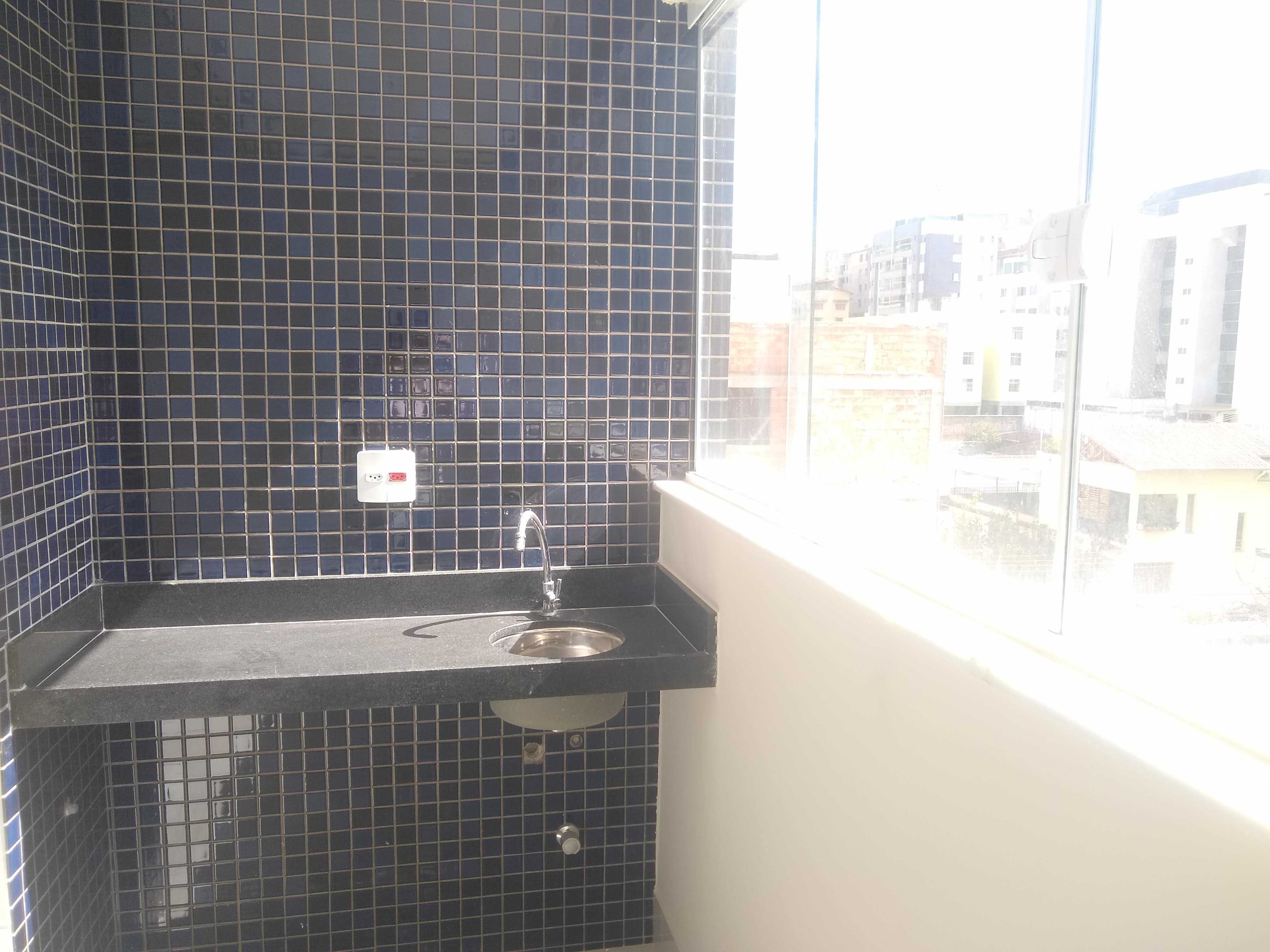 Apartamento à venda com 3 quartos, 82m² - Foto 1