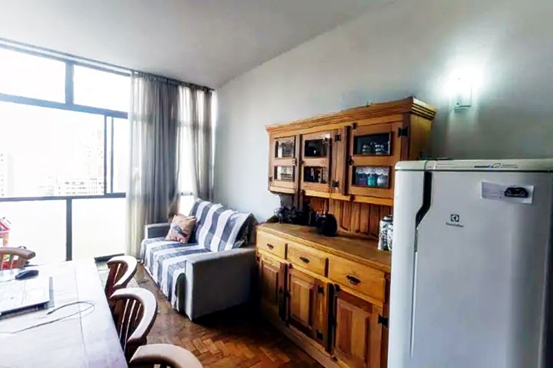 Apartamento à venda com 1 quarto, 55m² - Foto 2